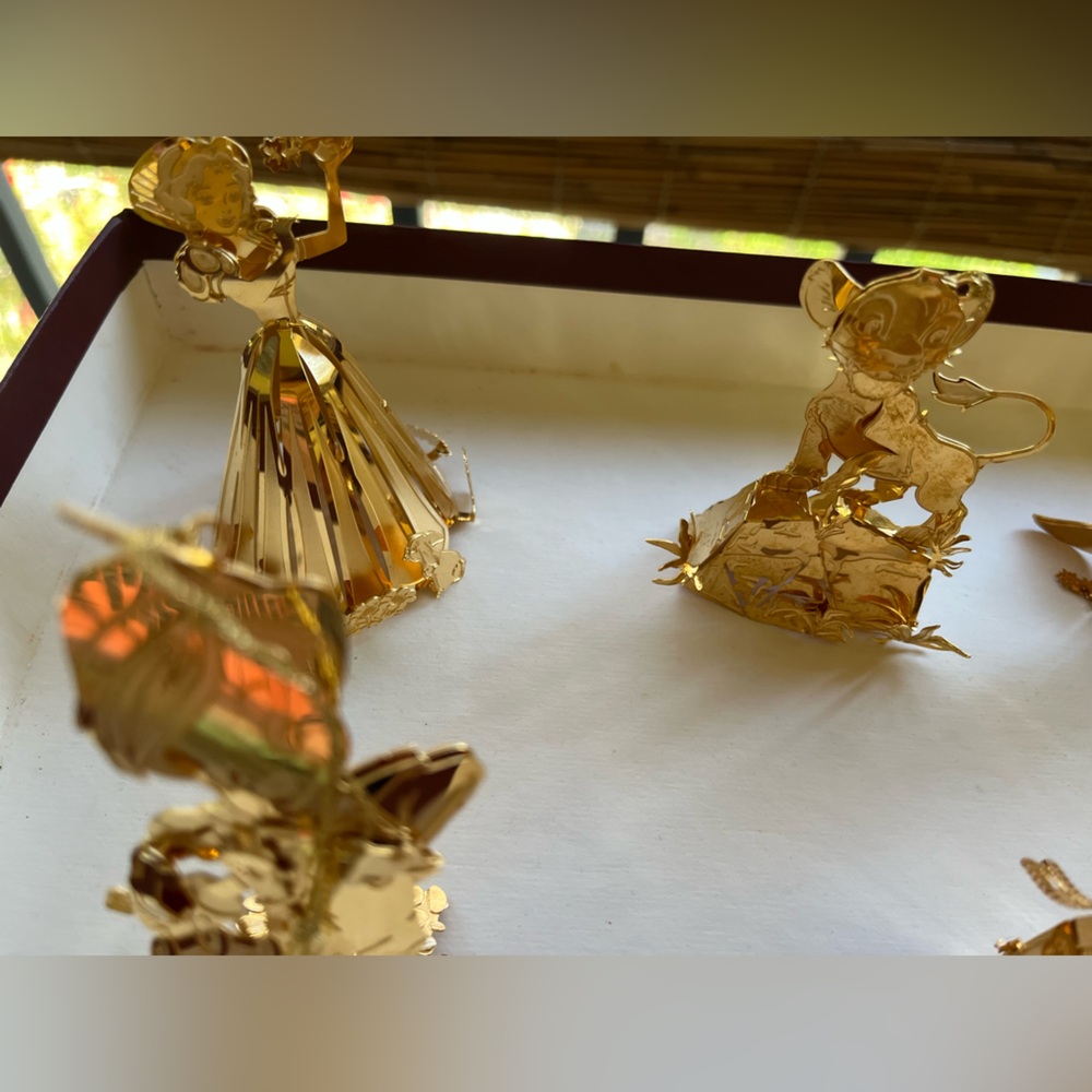 Vintage 1997 Danbury Mint Disney Christmas Gold Ornament Collection Set  of 12 - Picture 7 of 7